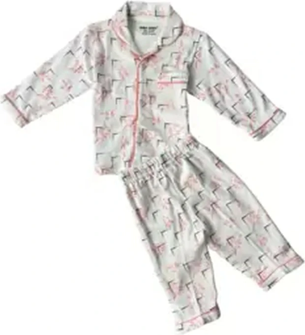 Todlers Baby Clothes Longsleeves Sleep and Play Pajamas- White Color For 6-12 Months Kid Todlers Baby Clothes Longsleeves Sleep and Play Pajamas- White Color For 6-12 Months Kid - baby clothes
