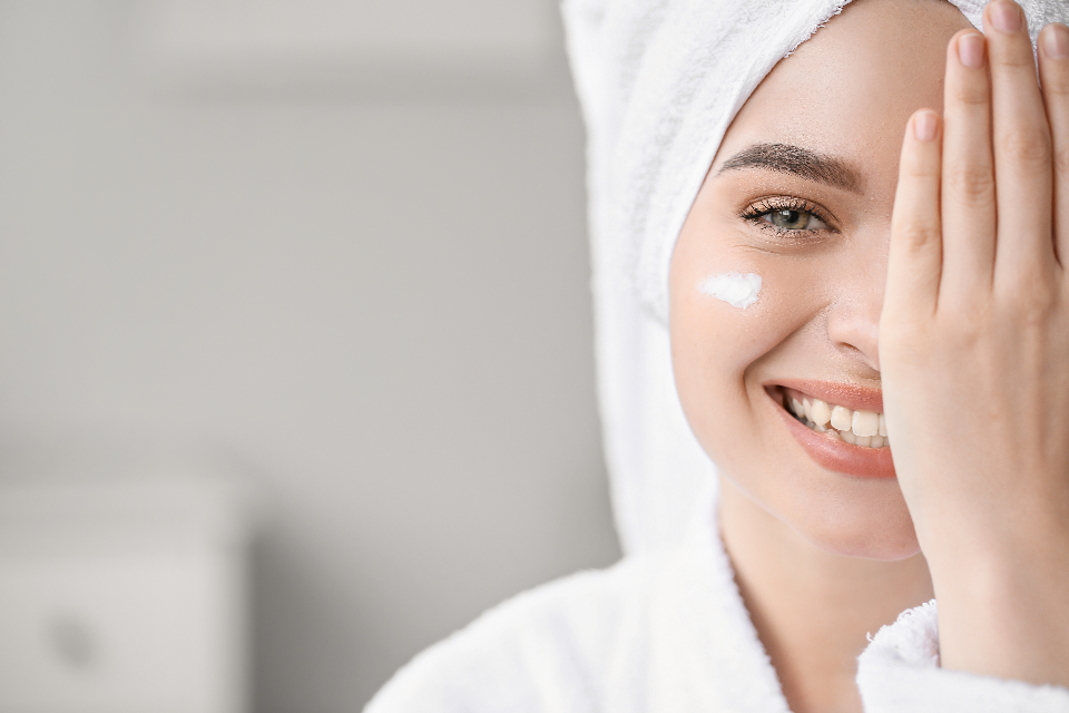 lotion vs petroleum jelly - MHM Stores UAE