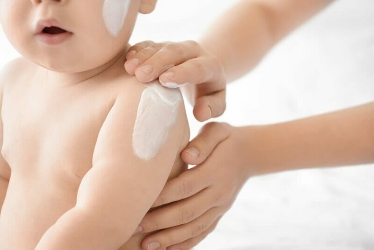 Baby Moisturizing Lotions: Nurturing Your Baby's Delicate Skin 8 Baby Moisturizing Lotion UAE MHM Stores online shopping