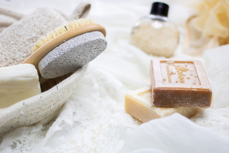 how to store skincare products - MHM Stores UAE